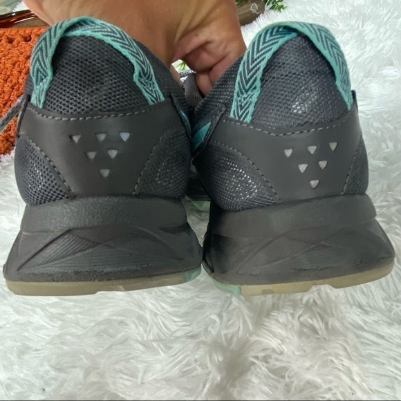 Asics gray aqua blue lace up tennis shoe running shoe womens size 7 - Picture 2 of 7